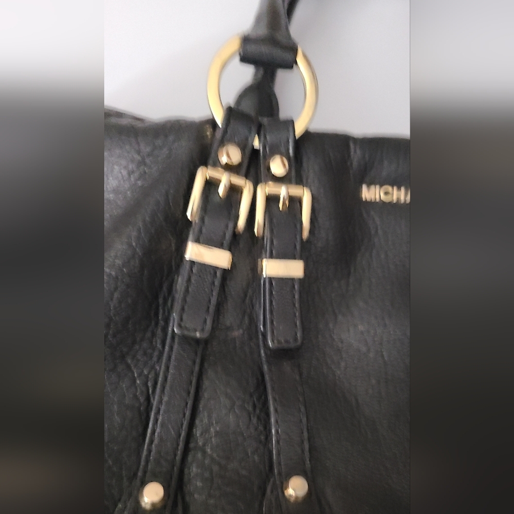 Michael Kors Black Leather Pebbled Purse Gold Hardware Studded Buckles Euc Clean - Picture 2 of 16